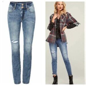 CABI Cinch Skinny Jeans in Adventure Wash Size 6 #4153 EUC
